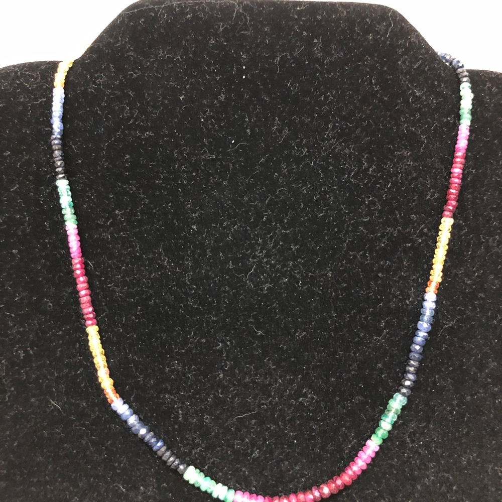 100 karats sapphire RAINBOW - Picture 6 of 8